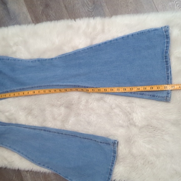 ALMOST FAMOUS High Rise Flare Jeans ~ NWT - Picture 10 of 11